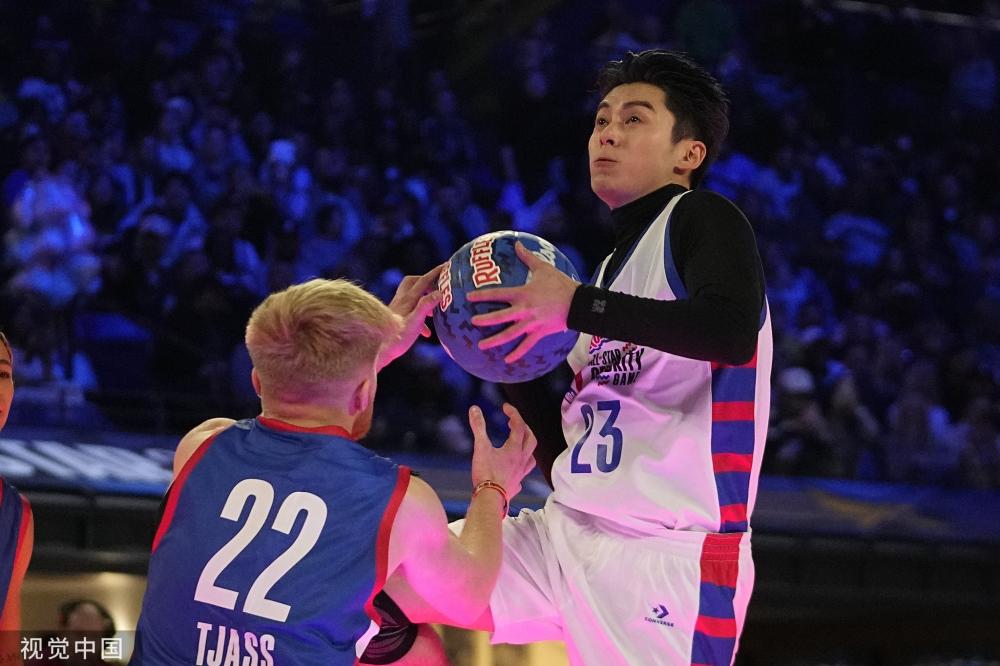 星郑钦文再 星郑钦文再