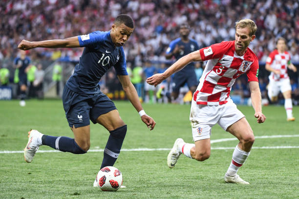 一个值得关 一个值得关