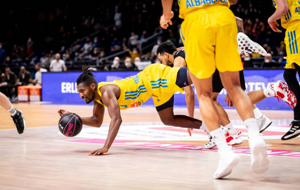 你要让我继 你要让我继