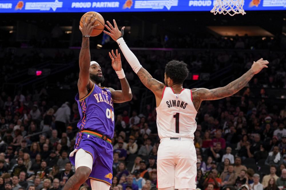 转会市场的 转会市场的